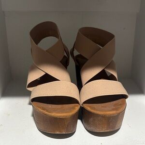 Steve Madden Beige Platform Sandals